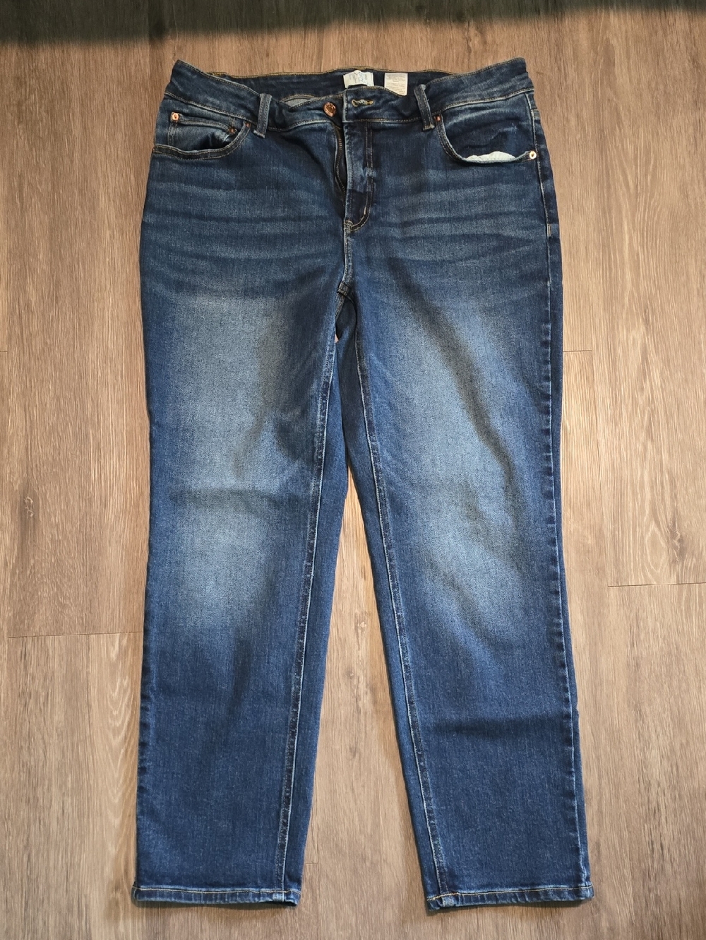 Time and Tru Women's Dark Blue Straight-Leg Jeans